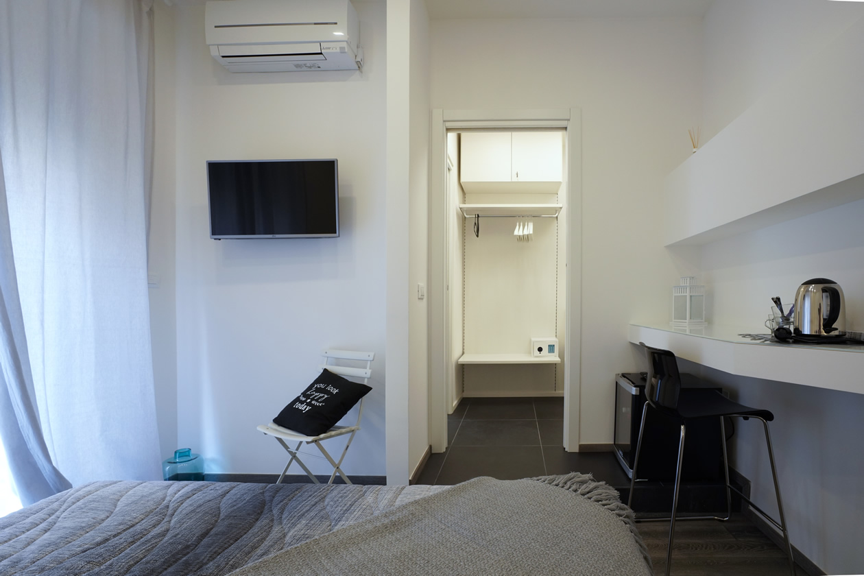 Camera L - Galleria 38